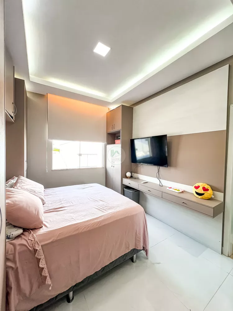 Casa, 3 quartos, 274 m² - Foto 2