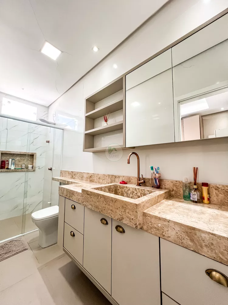 Casa, 3 quartos, 274 m² - Foto 1