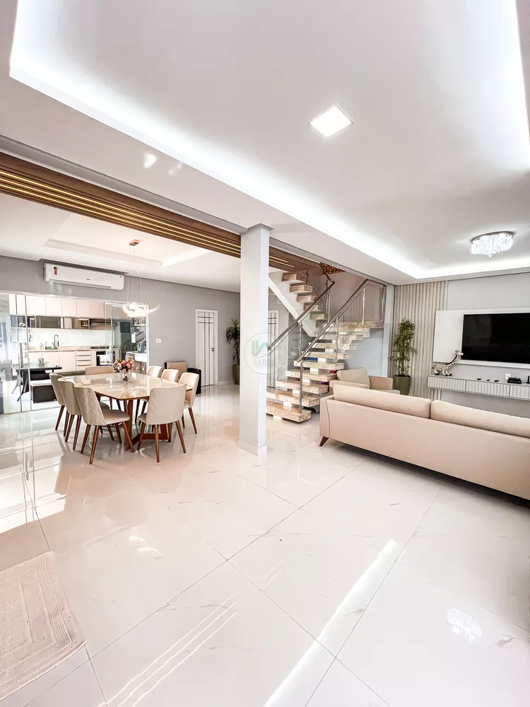 Casa, 3 quartos, 274 m² - Foto 28