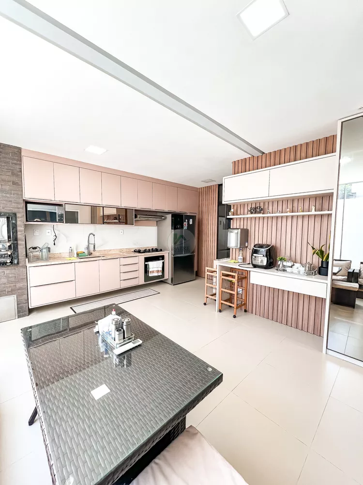 Casa, 3 quartos, 274 m² - Foto 4