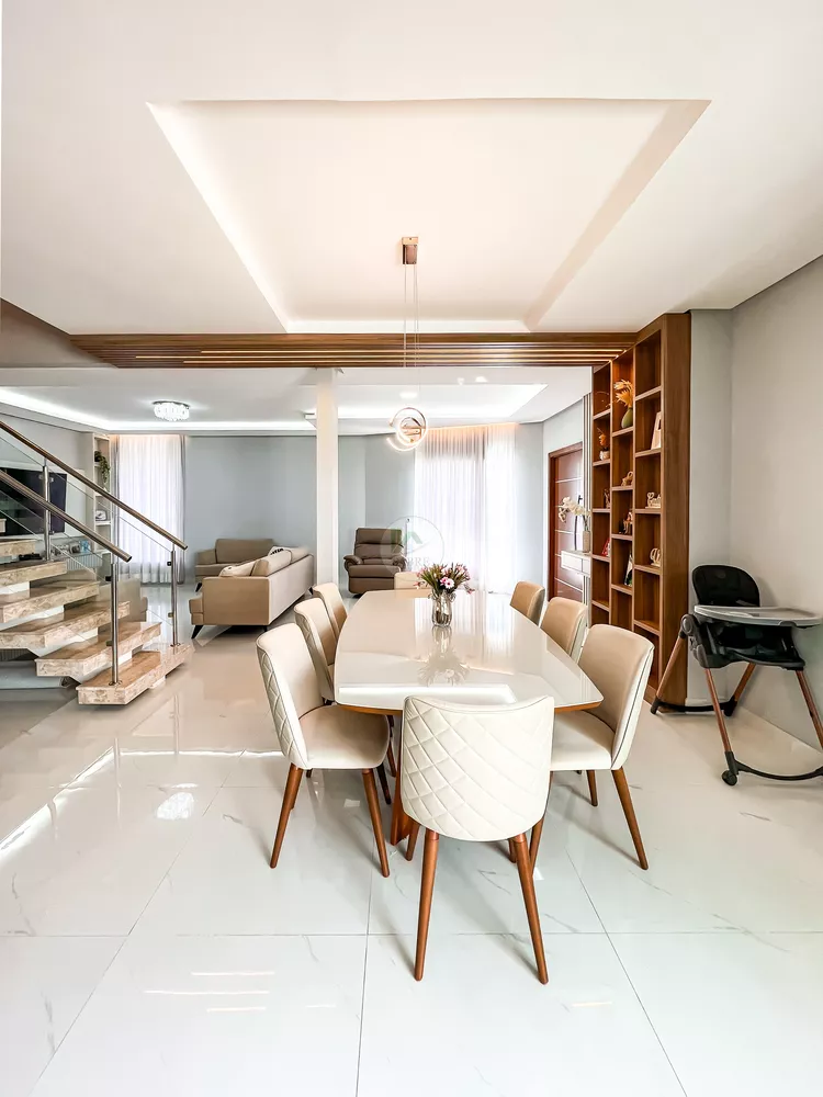 Casa, 3 quartos, 274 m² - Foto 3