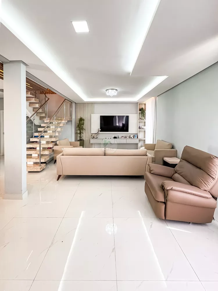 Casa, 3 quartos, 274 m² - Foto 26