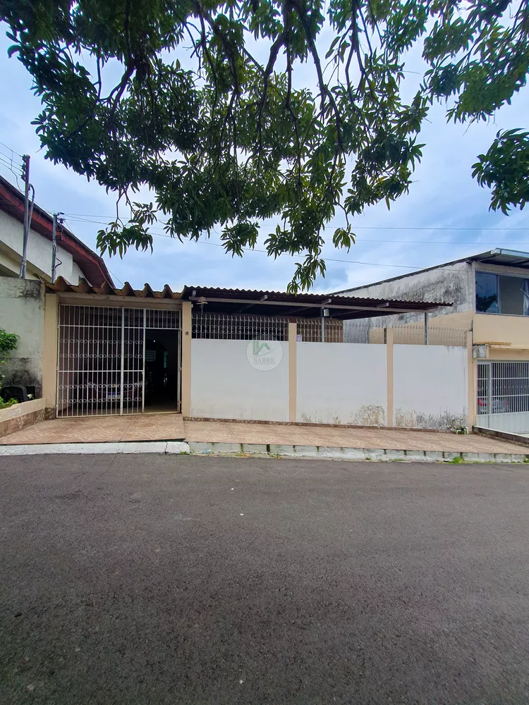 Casa, 3 quartos, 219 m² - Foto 2