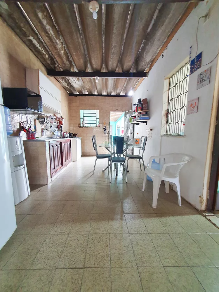 Casa, 3 quartos, 219 m² - Foto 1