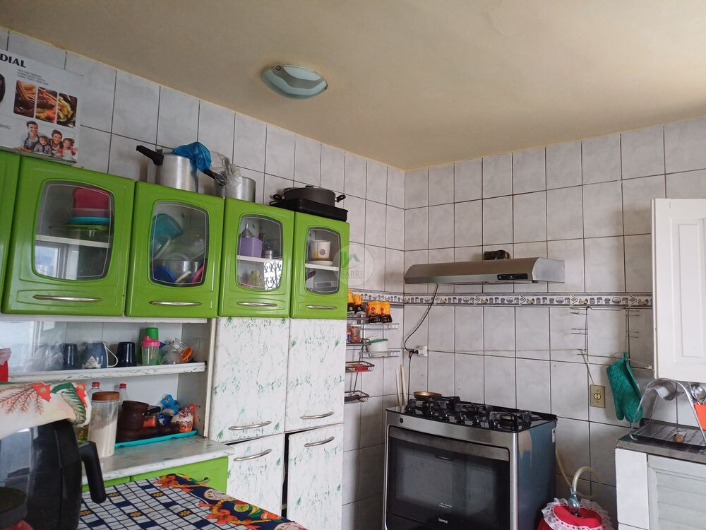 Casa, 4 quartos, 146 m² - Foto 1
