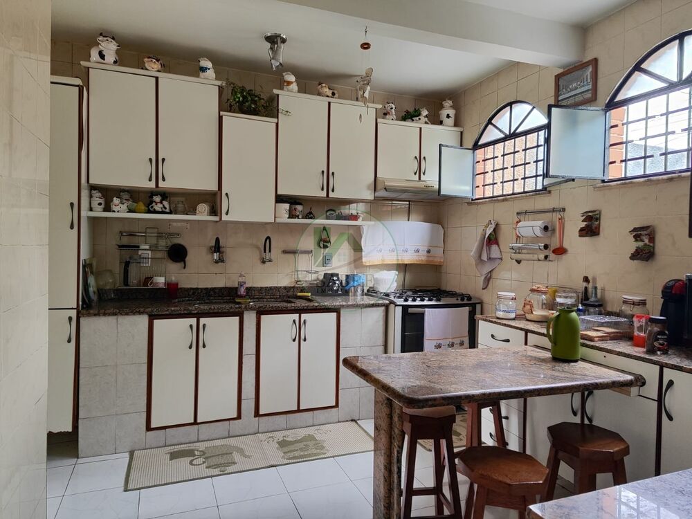 Casa, 4 quartos, 180 m² - Foto 3