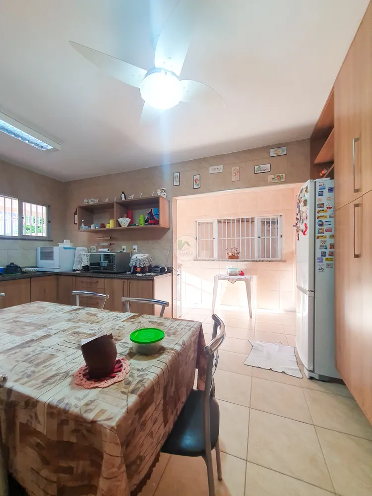 Casa, 3 quartos, 288 m² - Foto 3
