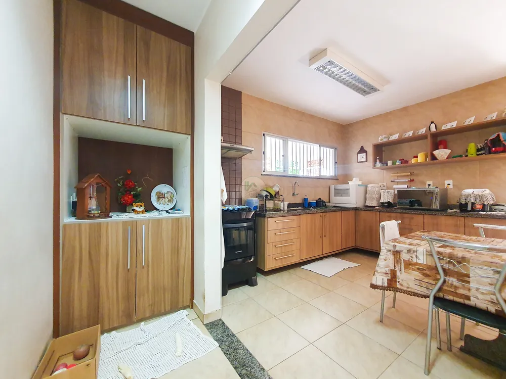 Casa, 3 quartos, 288 m² - Foto 4