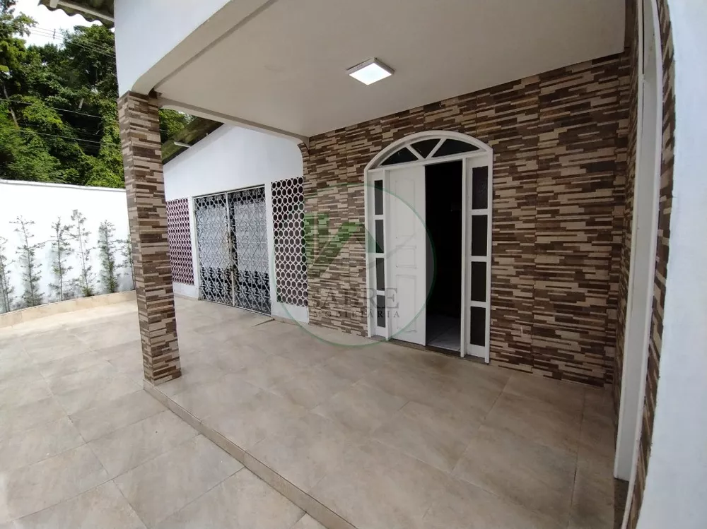 Casa, 5 quartos, 230 m² - Foto 15