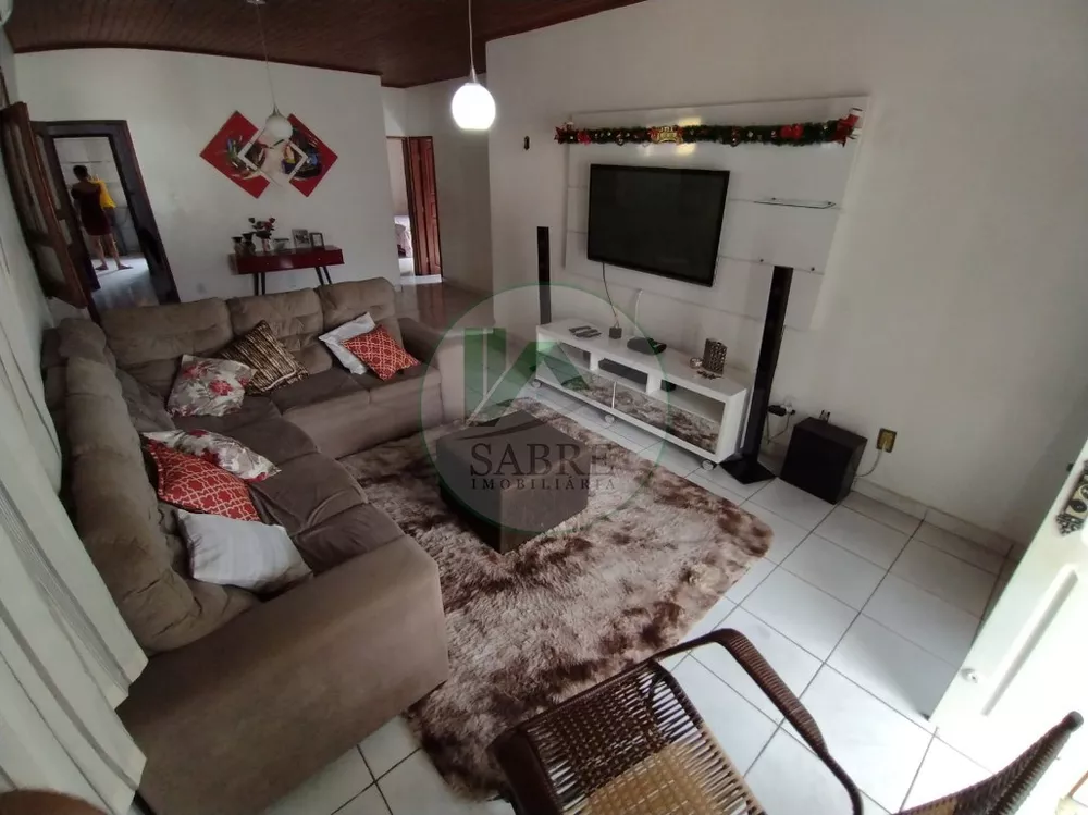 Casa, 5 quartos, 230 m² - Foto 4