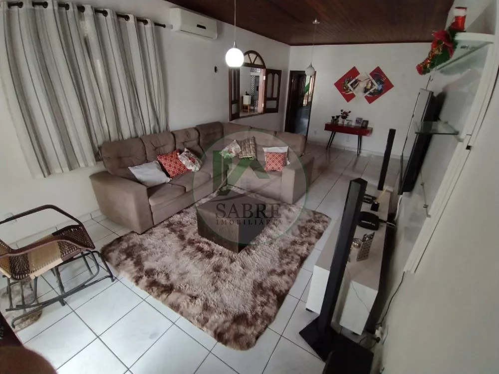 Casa, 5 quartos, 230 m² - Foto 3