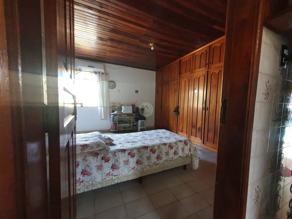 Casa, 3 quartos, 233 m² - Foto 13