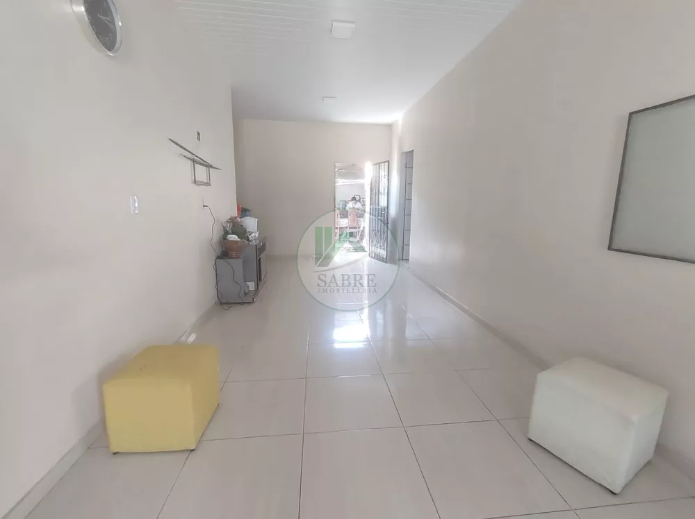 Casa à venda com 3 quartos, 100m² - Foto 2