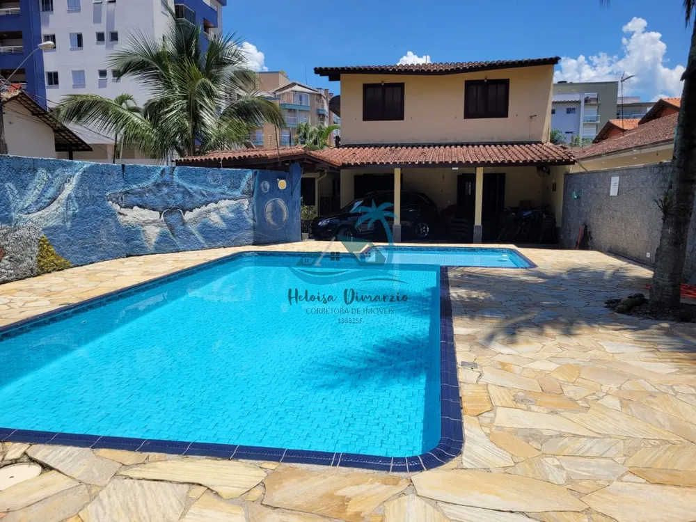 Casa, 3 quartos, 219 m² - Foto 1
