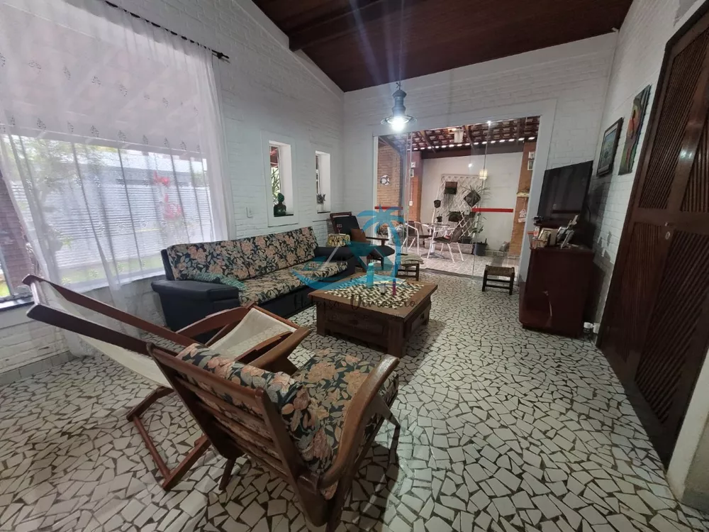 Casa à venda com 5 quartos, 200m² - Foto 10