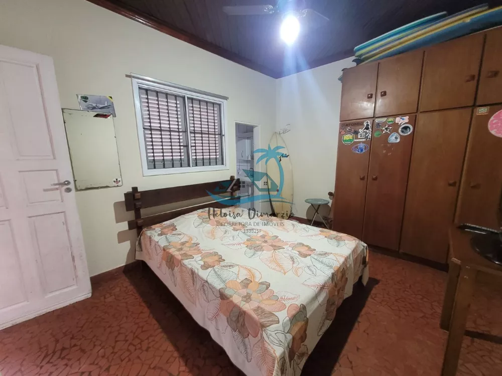 Casa à venda com 5 quartos, 200m² - Foto 15