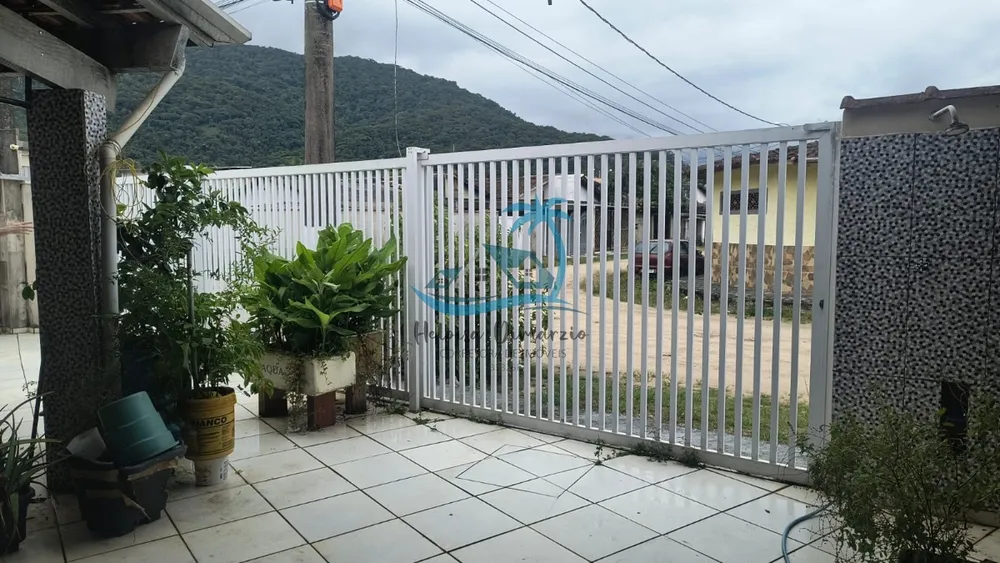 Casa, 5 quartos, 288 m² - Foto 1