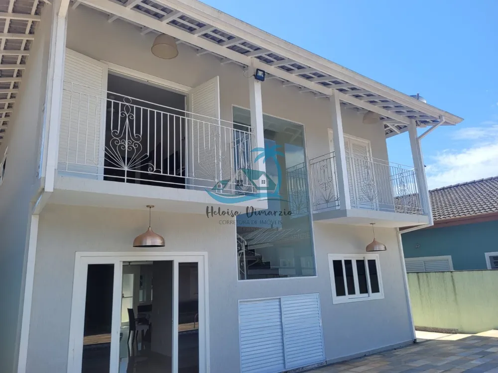 Casa, 4 quartos, 278 m² - Foto 1