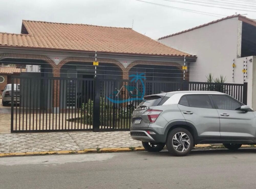 Casa, 4 quartos, 280 m² - Foto 1