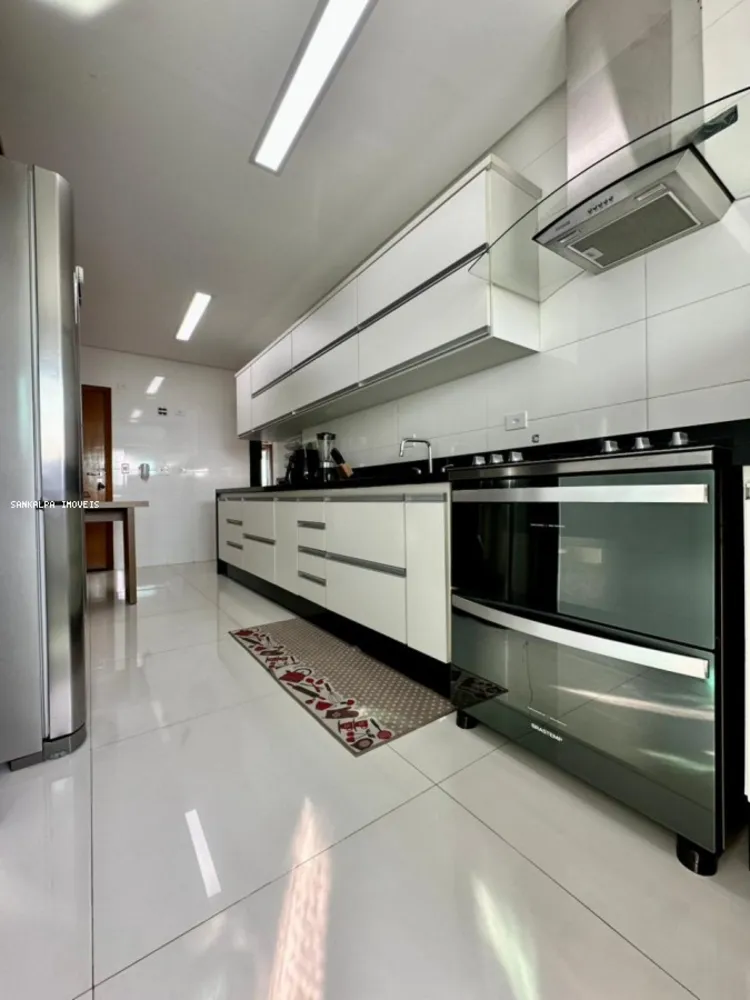 Cobertura, 4 quartos, 281 m² - Foto 11