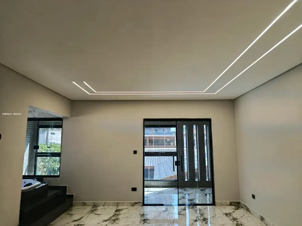 Casa, 4 quartos, 235 m² - Foto 2