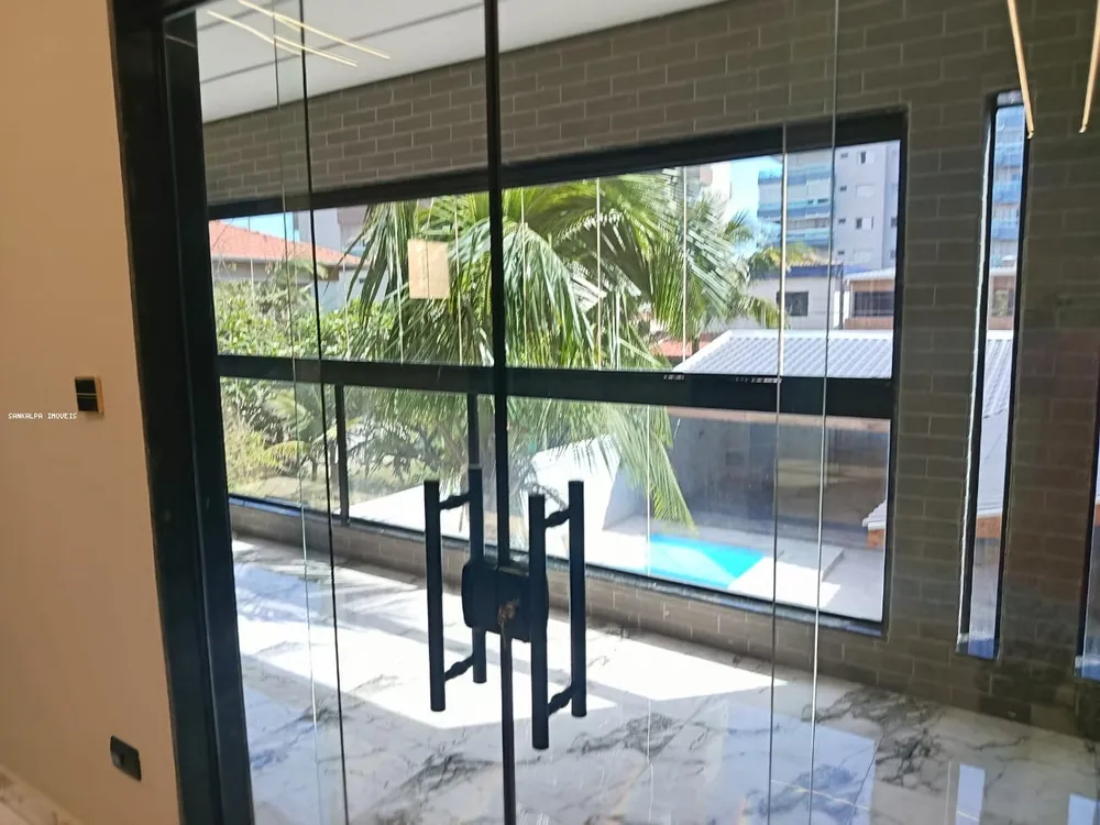 Casa, 4 quartos, 235 m² - Foto 1