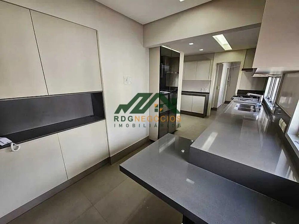 Apartamento, 3 quartos, 163 m² - Foto 1