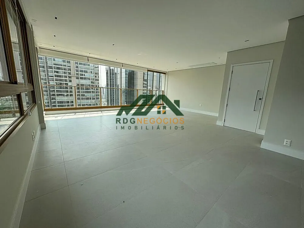 Apartamento, 3 quartos, 147 m² - Foto 2