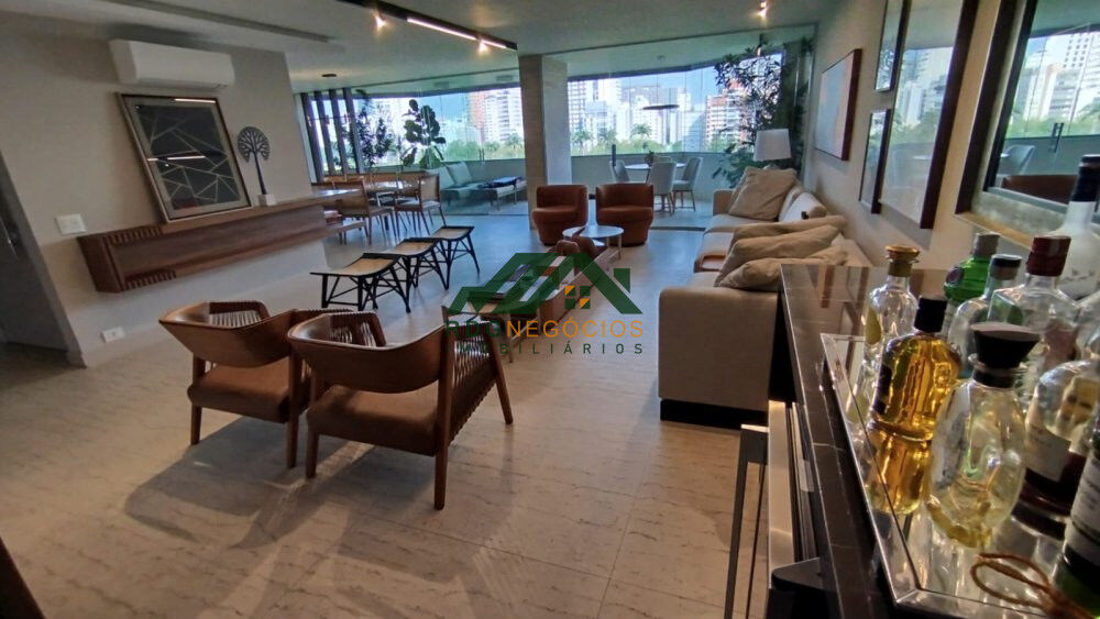 Apartamento para alugar com 4 quartos, 271m² - Foto 3