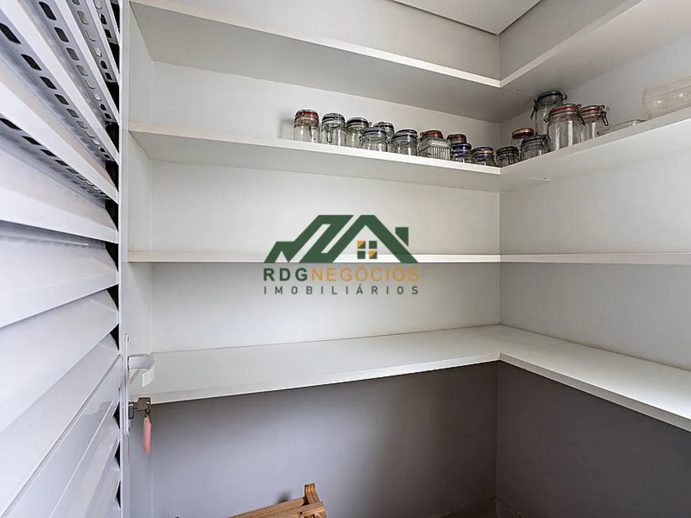 Apartamento, 3 quartos, 100 m² - Foto 1