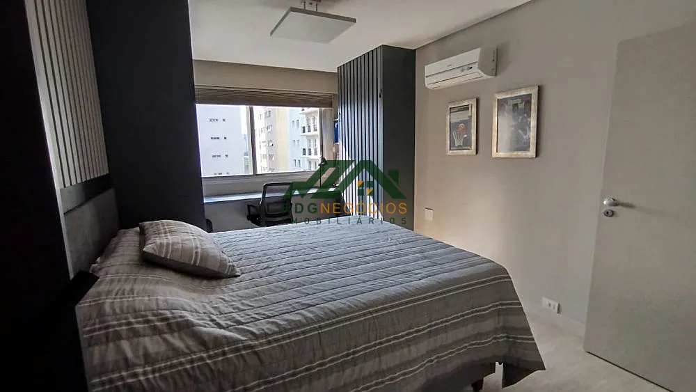 Apartamento, 4 quartos, 271 m² - Foto 2