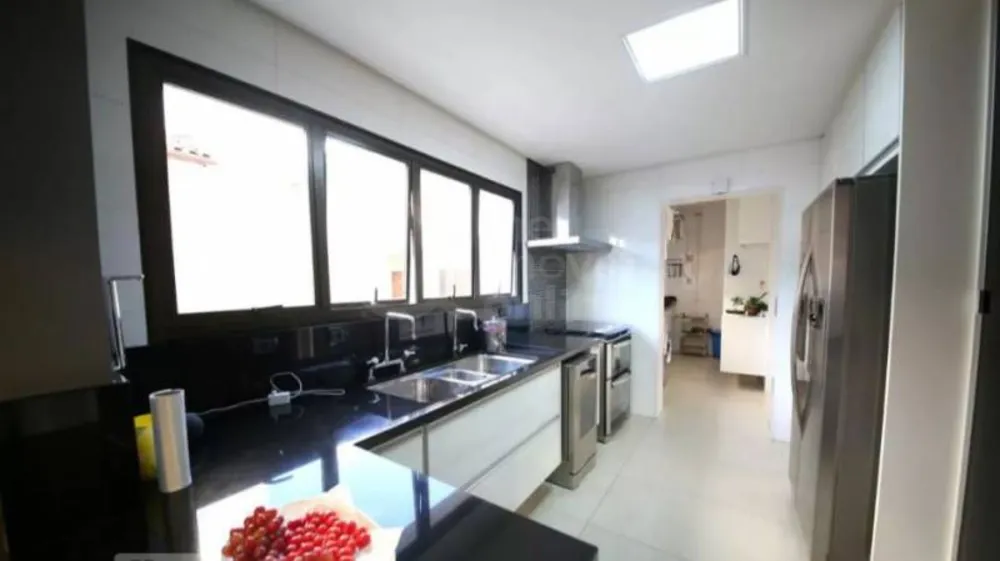Apartamento, 3 quartos, 217 m² - Foto 2