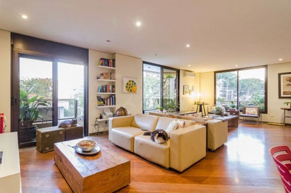 Apartamento, 3 quartos, 200 m² - Foto 2