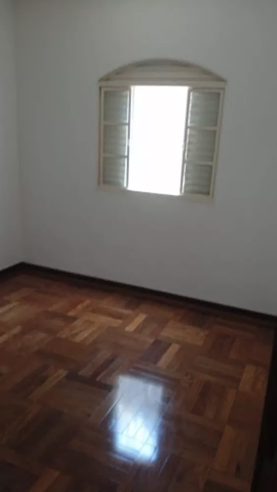 Casa à venda com 3 quartos, 112m² - Foto 2