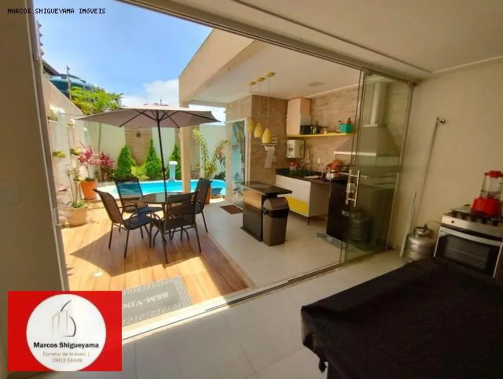 Casa, 3 quartos, 213 m² - Foto 1