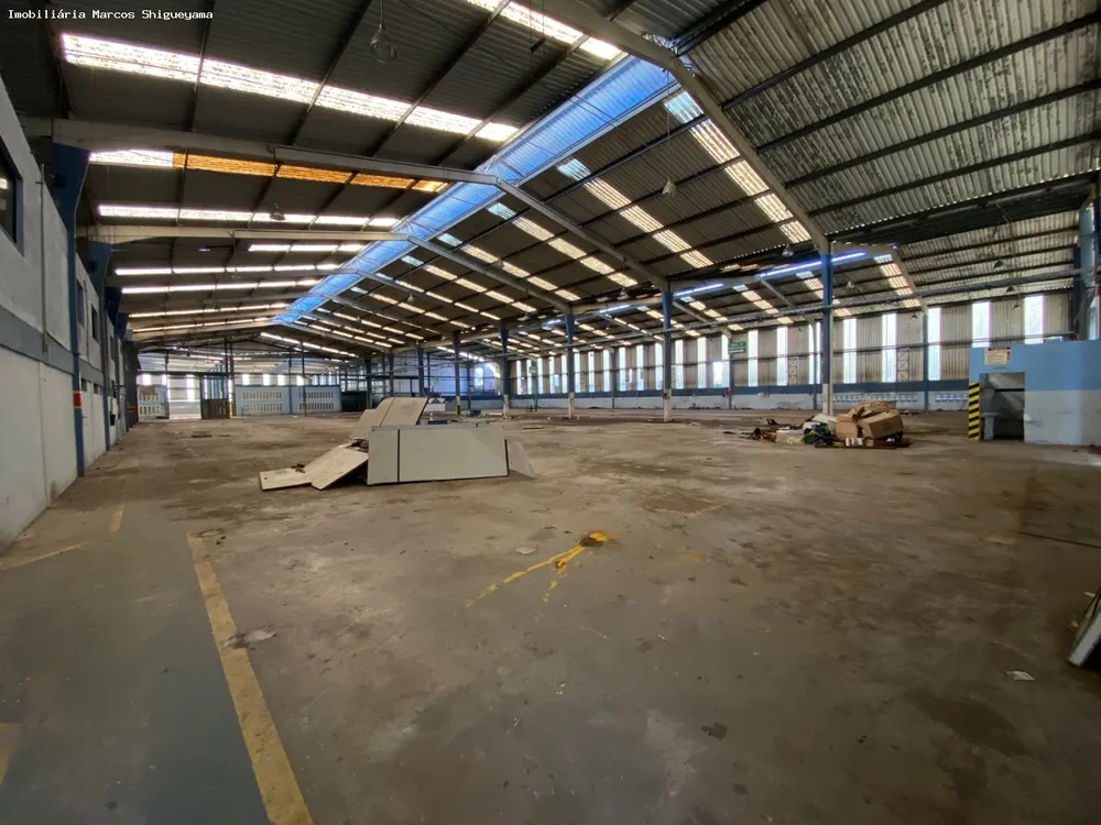 Depósito-Galpão, 12000 m² - Foto 1