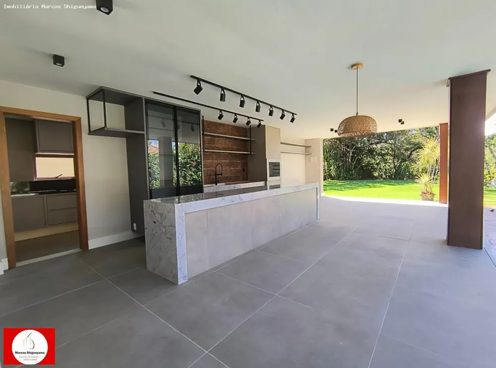 Casa, 5 quartos, 375 m² - Foto 1