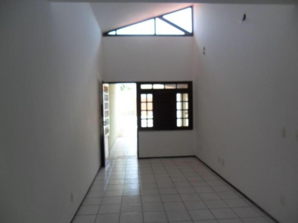 Casa, 3 quartos, 242 m² - Foto 3