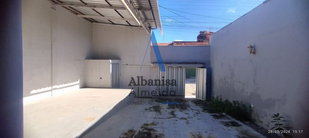 Casa à venda com 3 quartos, 100m² - Foto 18