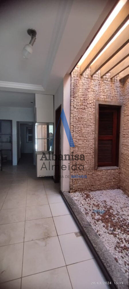 Casa à venda com 3 quartos, 100m² - Foto 11