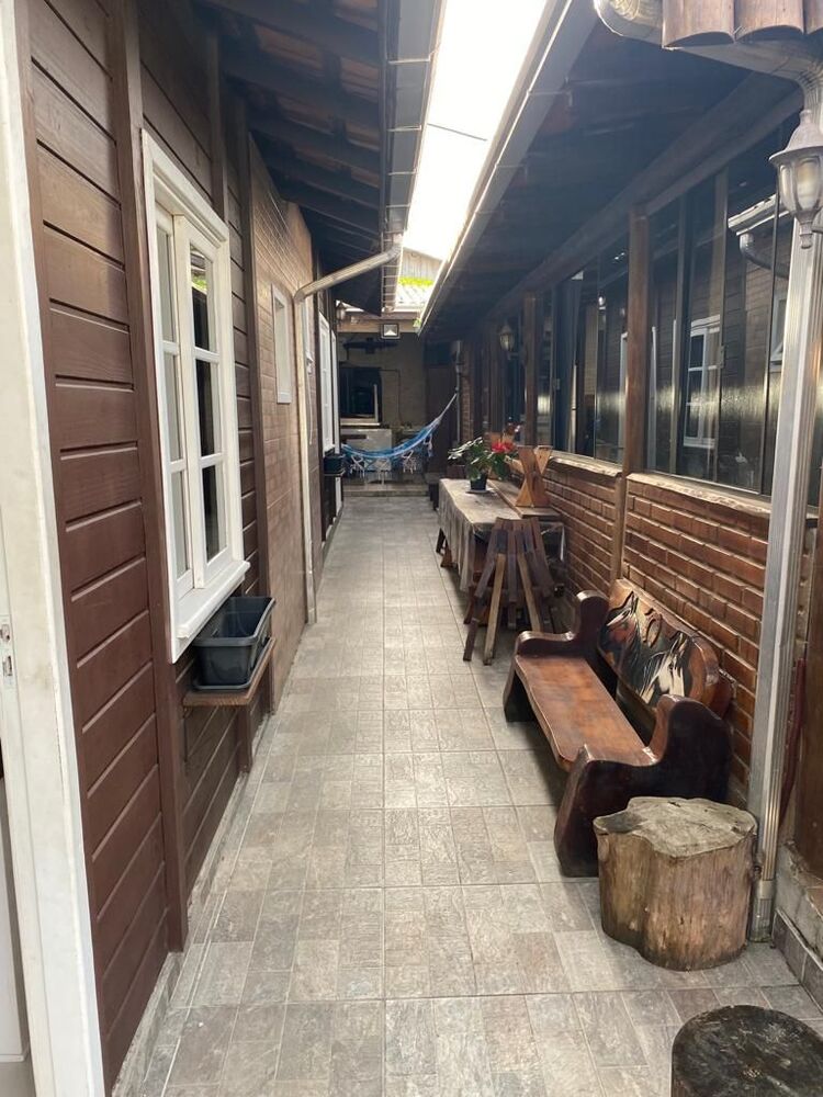 Casa, 1 quarto, 252 m² - Foto 3