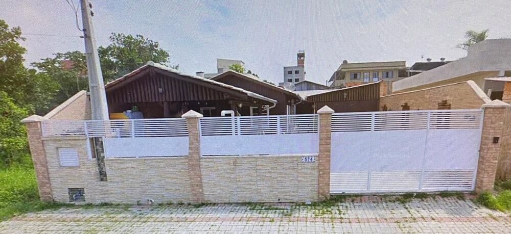 Casa, 1 quarto, 252 m² - Foto 1