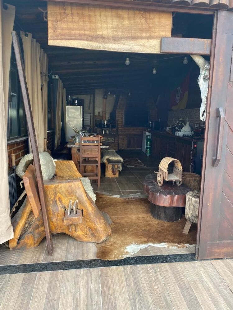 Casa, 1 quarto, 252 m² - Foto 4