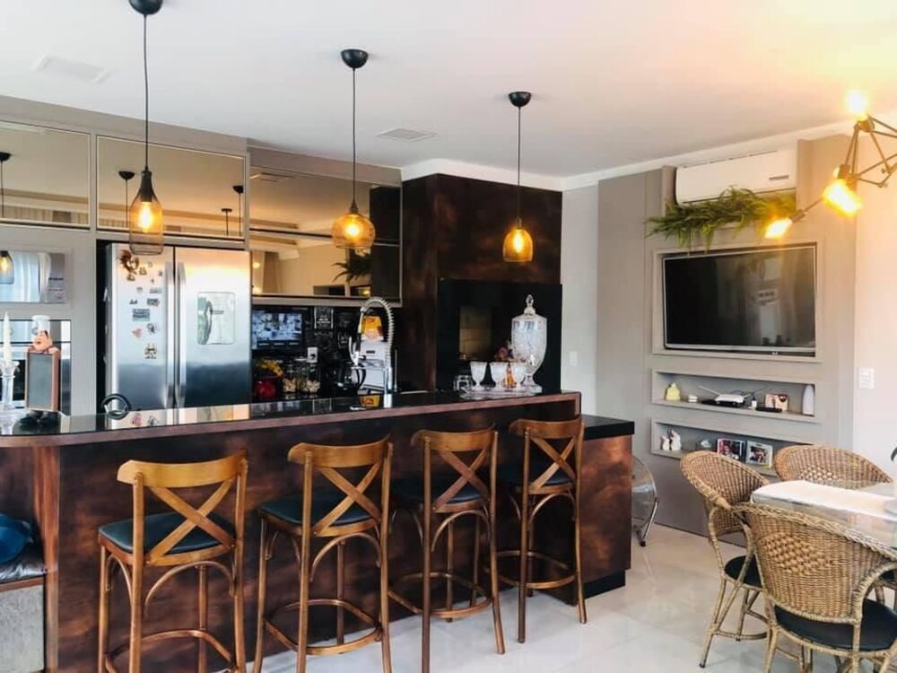 Apartamento à venda com 3 quartos, 220m² - Foto 2