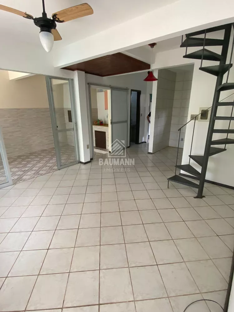 Sobrado à venda com 2 quartos, 123m² - Foto 3