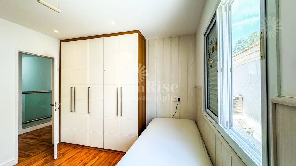 Casa, 4 quartos, 240 m² - Foto 14