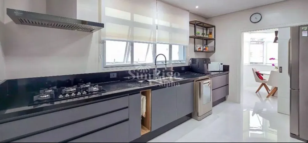Casa, 4 quartos, 489 m² - Foto 1