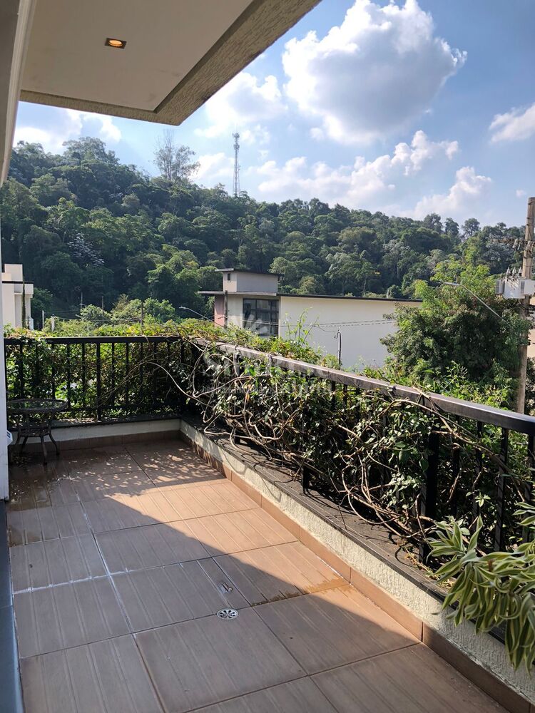 Casa, 3 quartos, 245 m² - Foto 35