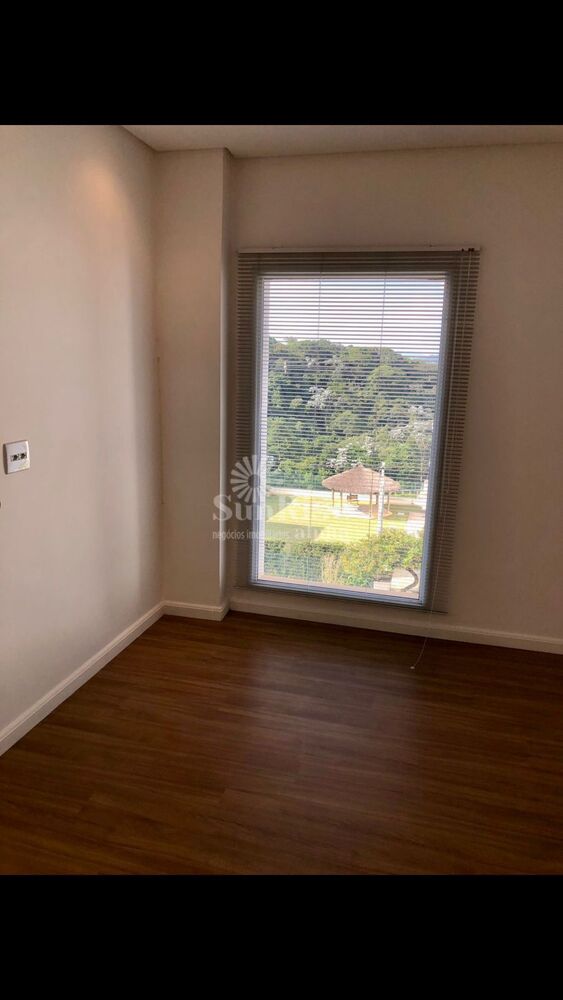 Casa, 3 quartos, 245 m² - Foto 38