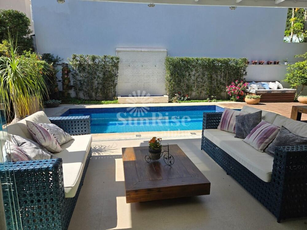 Casa para alugar com 4 quartos, 370m² - Foto 3